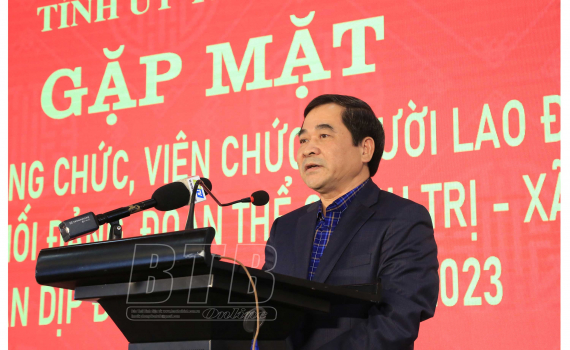   Gặp mặt VV88 dự đoán xổ số ba miền siêu chính xác, công chức, viên chức người lao động các cơ quan thuộc khối Đảng, đoàn thể