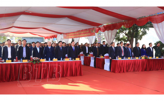   Tập trung thi đua sản xuất, kinh doanh ngay từ những ngày đầu năm mới