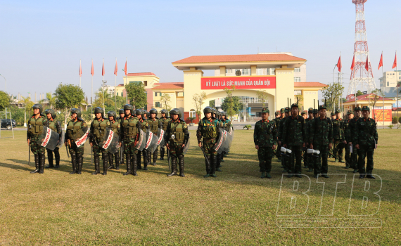   Vui xuân mới không quên nhiệm vụ