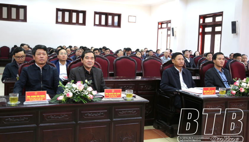   Đồng chí Nguyễn Tiến Thành, Phó Bí thư thường trực VV88 casino, Chủ tịch HĐND tỉnh tiếp xúc cử tri thành phố Thái Bình