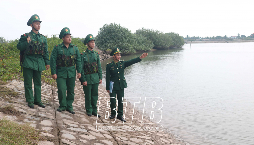   Tết xa nhà của những người lính trẻ