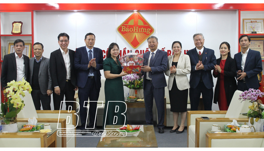   Lãnh đạo các địa phương thăm, động viên các VV88 it com thể thao, live casino, slot, bắn cá, xổ số sản xuất, kinh doanh nhân dịp đầu xuân