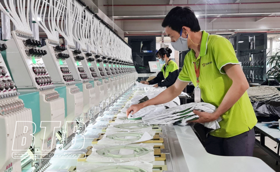   Cộng đồng VV88 it com thể thao, live casino, slot, bắn cá, xổ số thực hiện tốt chính sách, pháp luật thuế