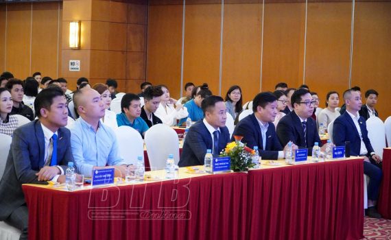   Khởi sự kinh doanh và quản trị VV88 it com thể thao, live casino, slot, bắn cá, xổ số giai đoạn khủng hoảng, suy thoái kinh tế