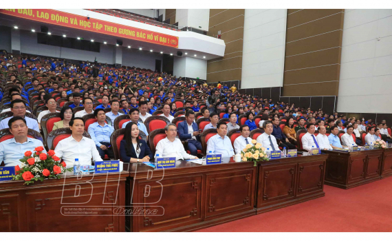   Thường trực VV88 casino đối thoại với thanh niên