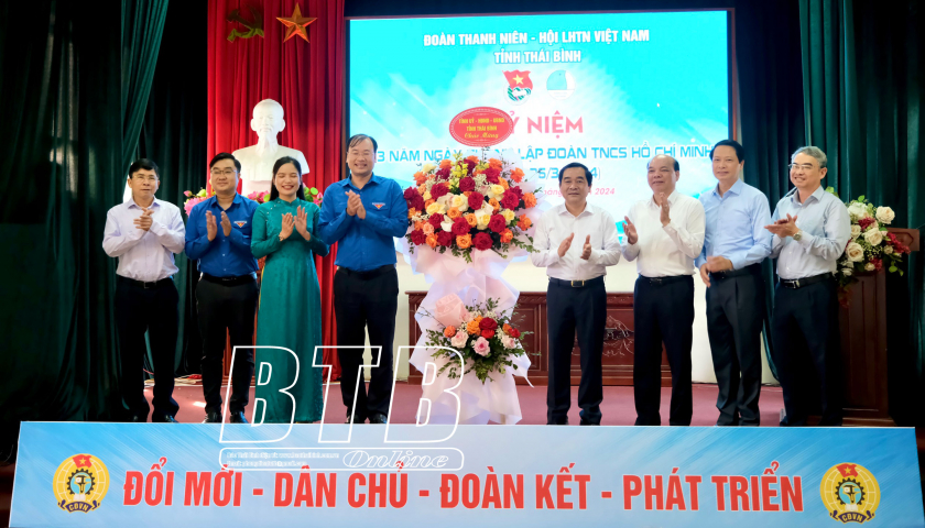   Các đồng chí lãnh đạo tỉnh chúc mừng VV88 dự đoán xổ số ba miền siêu chính xác, đoàn viên, thanh niên nhân ngày thành lập Đoàn TNCS Hồ Chí Minh