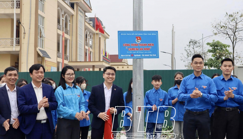   Sức trẻ tháng ba