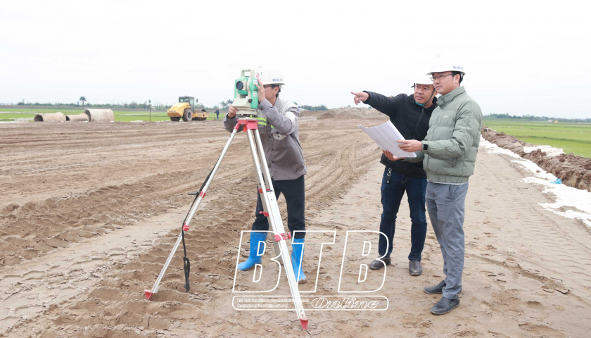   Tăng tốc thực hiện tuyến đường trục kết nối