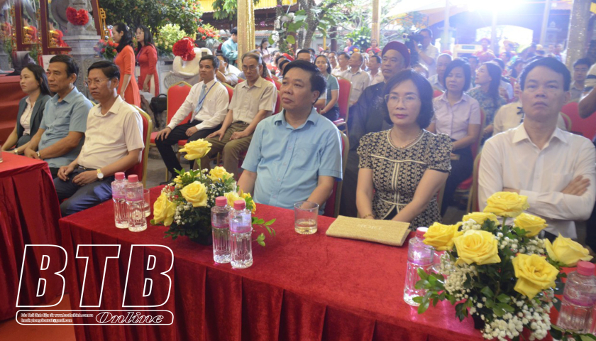   Khai mạc lễ hội đền Mẫu, phường Lê Hồng Phong năm 2024