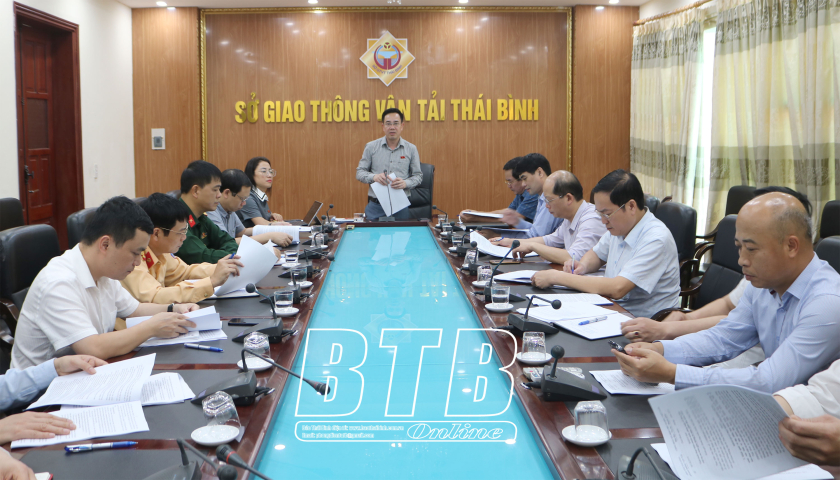   Khảo sát việc thực hiện chính sách, pháp luật về bảo đảm trật tự an toàn VV88 dự đoán xổ số ba miền siêu chính xác tại Sở Giao thông Vận tải