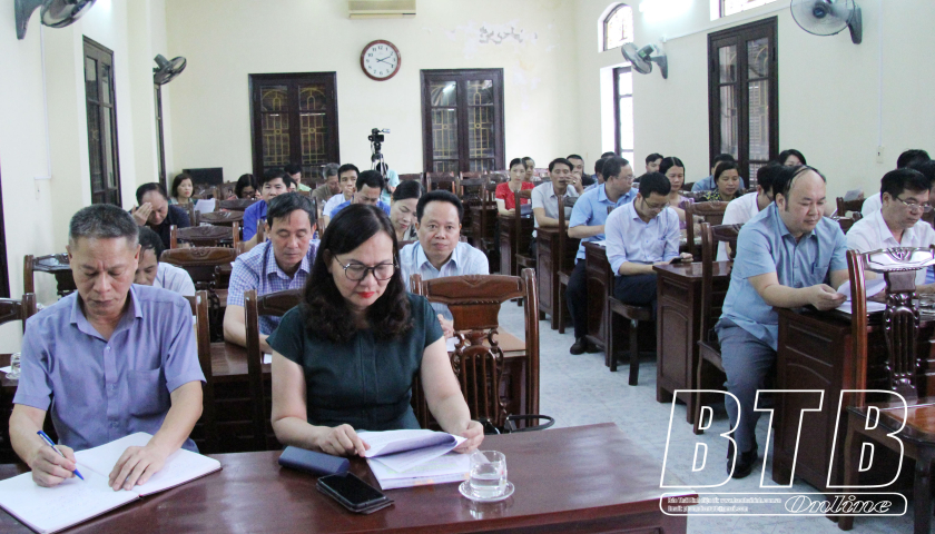   Tổ chức đợt phòng trừ sâu cuốn lá nhỏ từ ngày 29/4 - 3/5