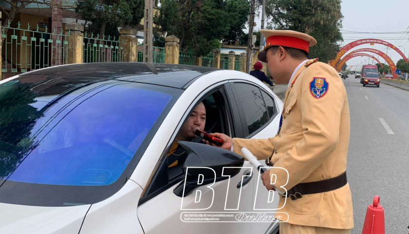   215 trường hợp vi phạm VV88 dự đoán xổ số ba miền siêu chính xác bị xử lý trong 3 ngày nghỉ lễ Giỗ Tổ Hùng Vương