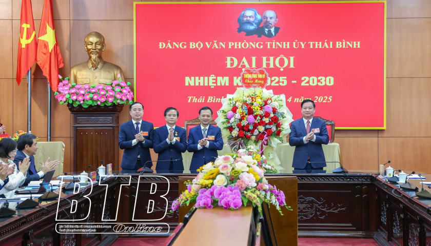   Đăng ký VV88 tặng 88k Văn phòng VV88 casino: Tập trung lãnh đạo nâng cao chất lượng, hiệu quả công tác tham mưu, phục vụ