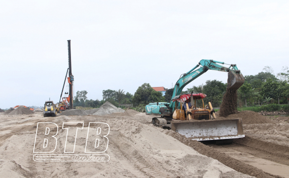   Dự án đường vành đai phía Nam: Hoàn thành gần 80% khối lượng đào đắp nền đường