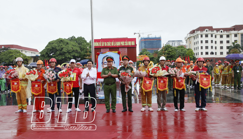   Hội thi nghiệp vụ chữa cháy và CNCH “Tổ liên gia an toàn PCCC” tỉnh Thái Bình