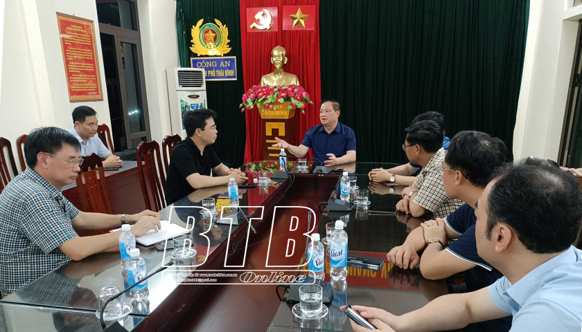   Khẩn trương điều tra làm rõ vụ việc một trẻ mầm non tử vong do bị để quên trên xe ô tô