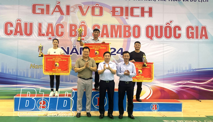   Thái Bình xếp thứ nhất toàn đoàn tại giải vô địch các CLB Sambo quốc gia