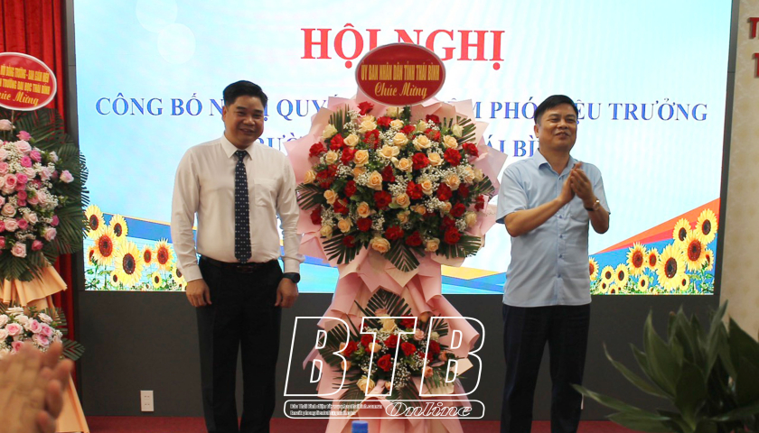   Công bố nghị quyết bổ nhiệm Phó Hiệu trưởng Trường Đại học Thái Bình
