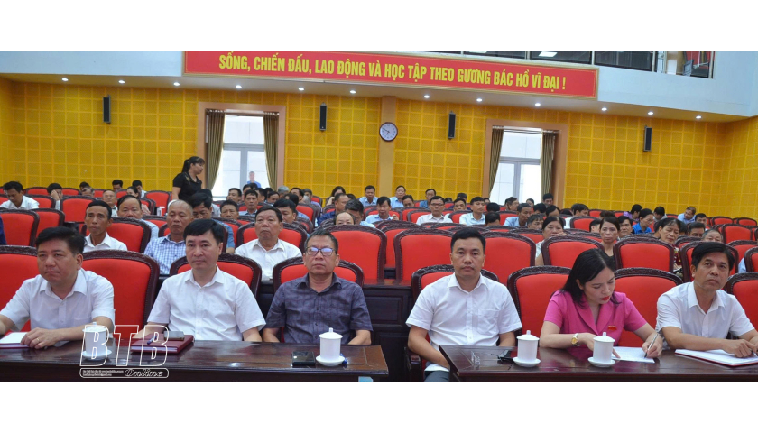   Cử tri huyện Hưng Hà đề nghị tập trung xây dựng quy hoạch tổng thể phù hợp với không gian phát triển chung của xã mới