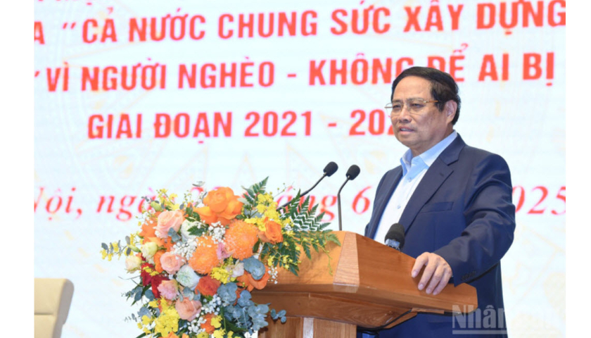   Phấn đấu đến năm 2030 thu nhập bình quân đầu người khu vực nông thôn tăng ít nhất 2,5 lần so với năm 2020 và không còn hộ nghèo