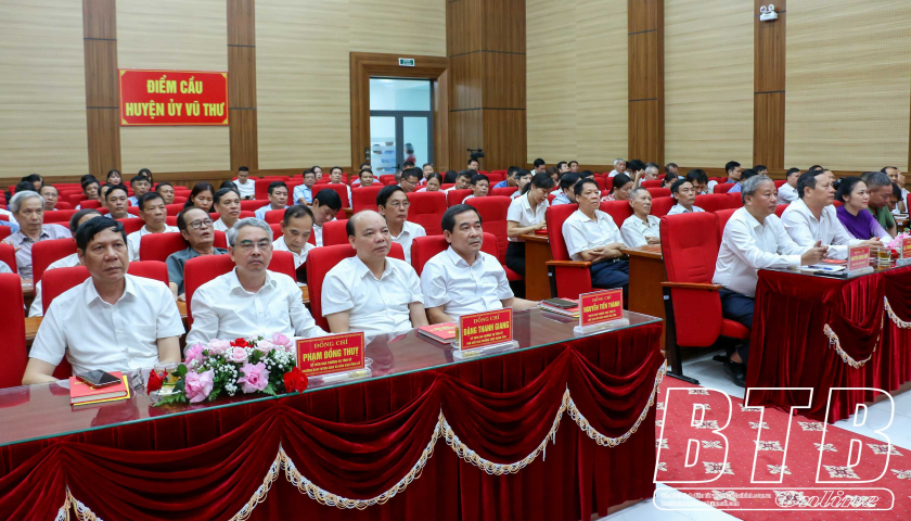   Ra mắt cuốn sách Lịch sử Đăng ký VV88 tặng 88k huyện Vũ Thư (2005 - 2025)