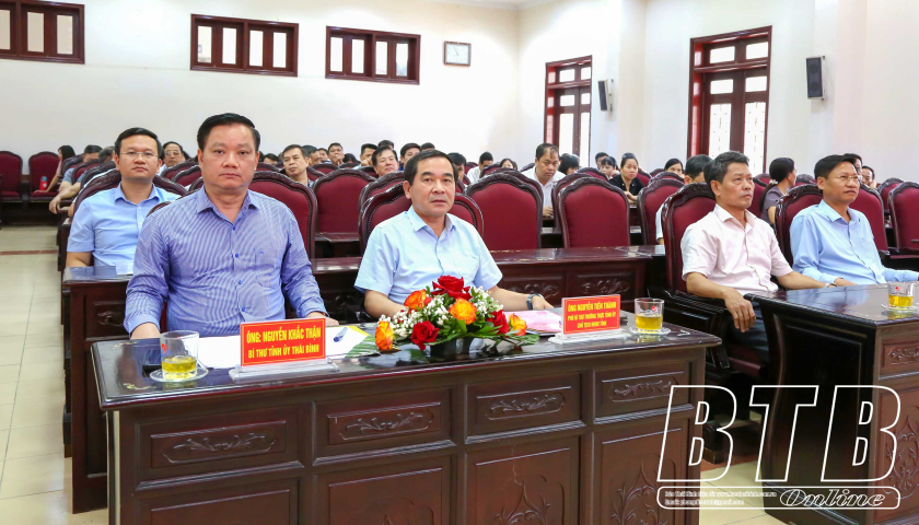   Tiếp xúc cử tri thành phố Thái Bình