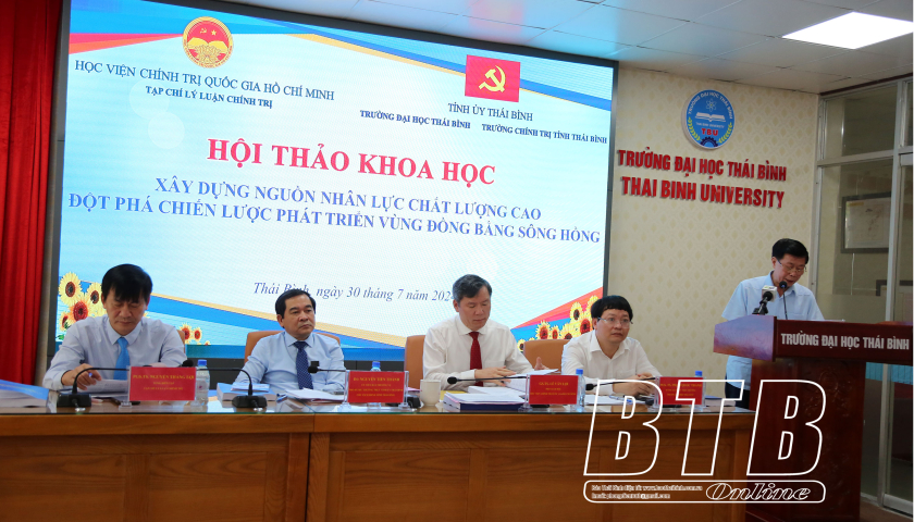   Hội thảo khoa học cấp Bộ “Xây dựng nguồn nhân lực chất lượng cao – Đột phá phát triển vùng đồng bằng sông Hồng”