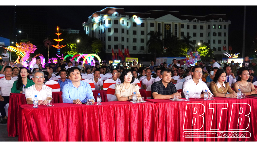   Gần 200 thành viên tham gia liên hoan CLB âm nhạc toàn tỉnh