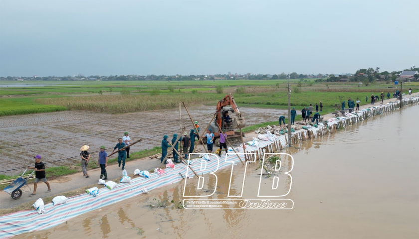   Chung sức đồng lòng khắc phục hậu quả thiên tai